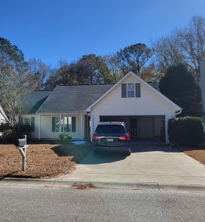 3190 Morningdale Dr in Mount Pleasant, SC - Building Photo