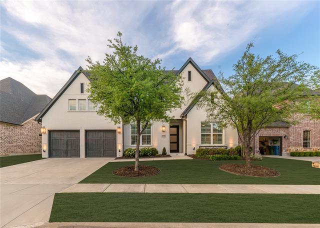 property at 2805 Links