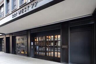 221 W 77th St in New York, NY - Building Photo - Building Photo