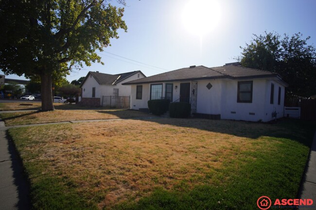 5 Wetherley Dr in Bakersfield, CA - Building Photo - Building Photo