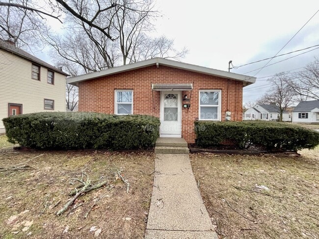 property at 1153 Hoyt St SE