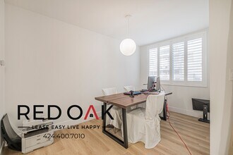 927 Kings Rd in West Hollywood, CA - Building Photo - Building Photo