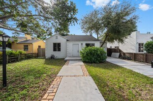 546 NW 50th St in Miami, FL - Building Photo