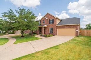 9402 Empress Crossing Dr in Spring, TX - Building Photo
