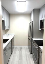 895 Brickleridge Ln SE in Mableton, GA - Building Photo - Building Photo