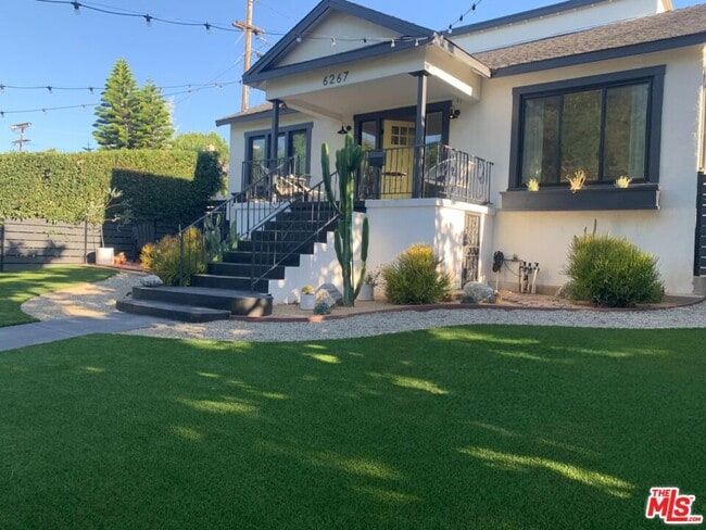 6267 Meridian St in Los Angeles, CA - Building Photo - Building Photo