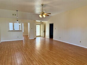 1214 28th Ave N in Texas City, TX - Building Photo - Building Photo