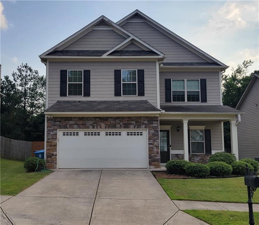 487 Pine Ln in Lawrenceville, GA - Building Photo
