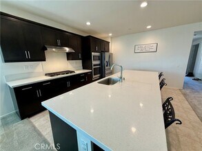 38902 Malva Rosa Dr in Palmdale, CA - Building Photo - Building Photo