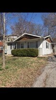 212 Willow Way in Columbia, MO - Building Photo