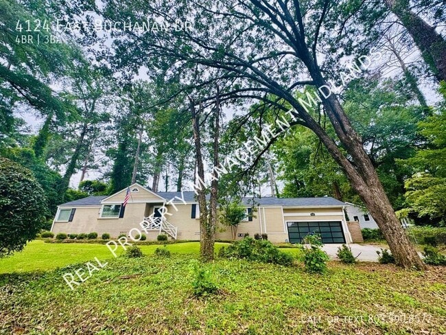 property at 4124 E Buchanan Dr