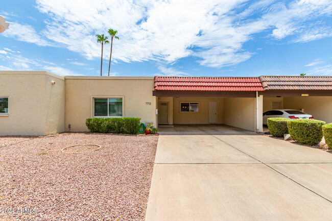 7713 VISTA Dr in Scottsdale, AZ - Building Photo - Building Photo