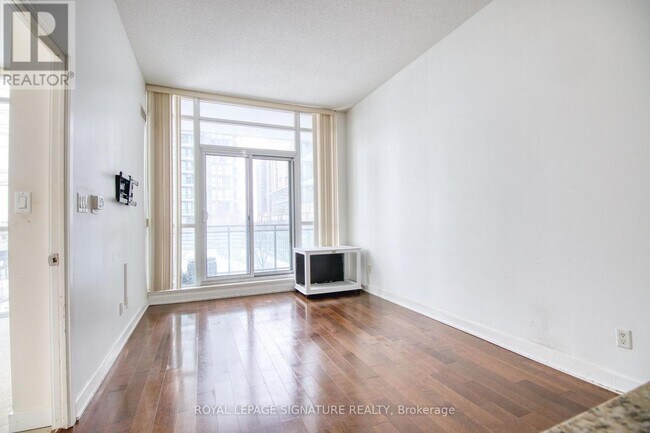 4065 Brickstone Mews in Mississauga, ON - Building Photo - Building Photo