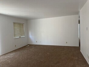 480-490 San Pedro Ave in Morgan Hill, CA - Building Photo - Building Photo