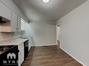 5016 Scenic View Dr in Irondale, AL - Building Photo - Building Photo