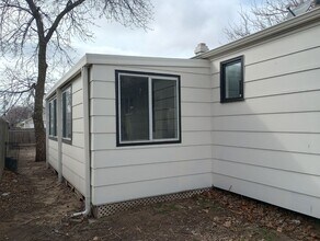 1321 W 45th St S in Wichita, KS - Building Photo - Building Photo