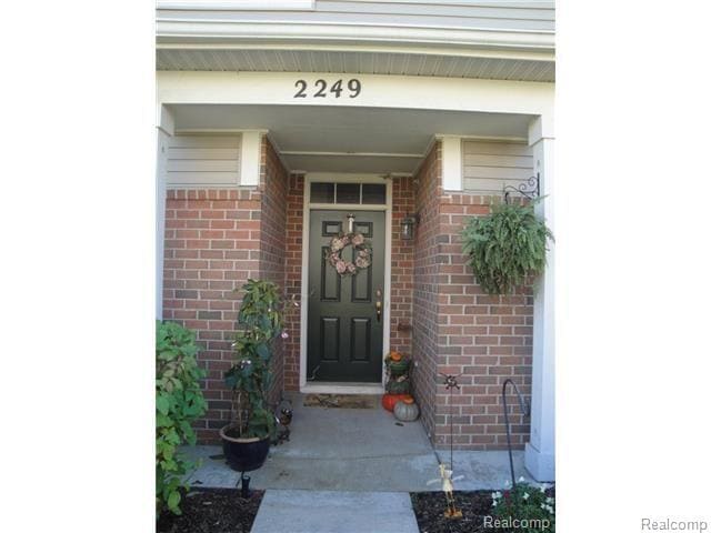 property at 2249 Arcadia Dr