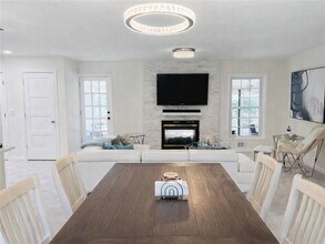 2124 Zelda Dr NE in Atlanta, GA - Building Photo - Building Photo