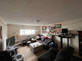 240 Belmont St, Unit 31 in Malden, MA - Building Photo