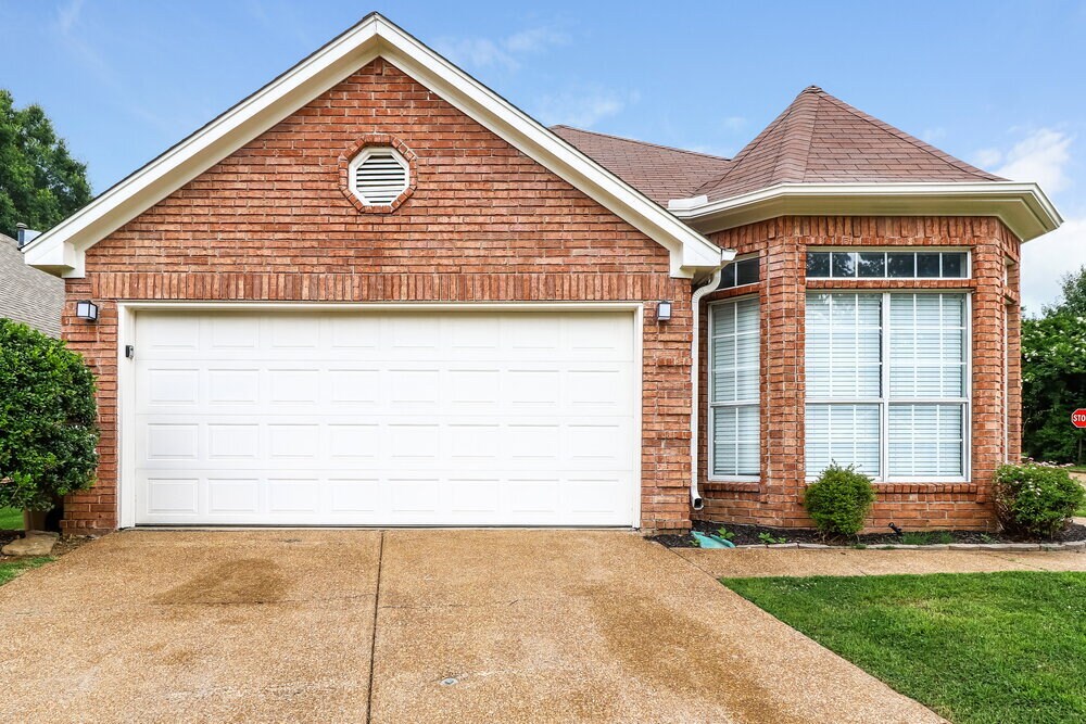 3158 Clubview Cove N in Lakeland, TN - Building Photo