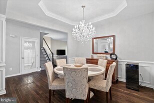 5502 Arrowfield Terrace in Haymarket, VA - Building Photo