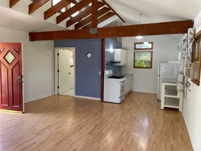 5257 Sylmar Ave in Sherman Oaks, CA - Building Photo - Building Photo