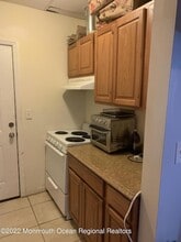 1060 Ocean Ave in Sea Bright, NJ - Building Photo - Building Photo