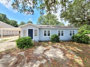 369 Lincoln Ave in Valparaiso, FL - Building Photo - Building Photo