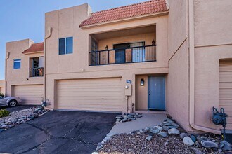 5942 Sahuaro Ranch Dr in Tucson, AZ - Building Photo - Building Photo