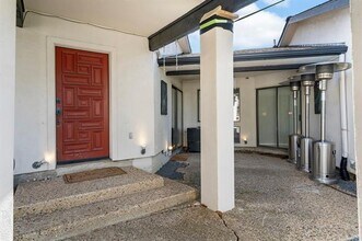 16831 Thomas Chapel Dr in Dallas, TX - Building Photo - Building Photo