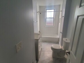 5335 Angora Terrace in Philadelphia, PA - Foto de edificio - Building Photo