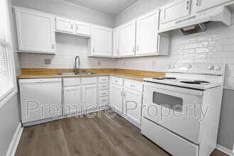 7600 E 50th St in Kansas City, MO - Building Photo - Building Photo