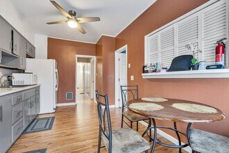 293 Armstrong Ave-Unit -1 in Jersey City, NJ - Building Photo - Building Photo