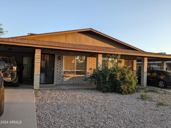 property at 4507 E Contessa St