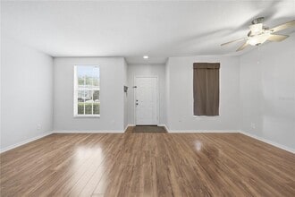 1139 Baronscourt Dr in Zephyrhills, FL - Building Photo - Building Photo