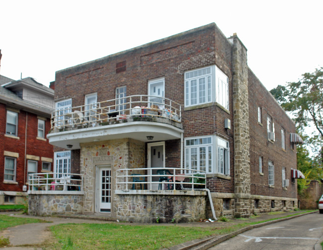 1517 Quarrier St in Charleston, WV - Building Photo - Building Photo