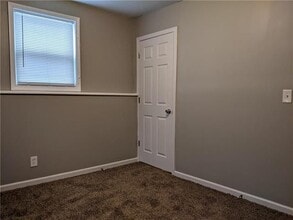 900 S Lexington St in Harrisonville, MO - Building Photo - Building Photo