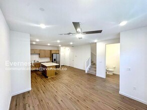 6117 Bridgecross Dr in Sacramento, CA - Building Photo - Building Photo