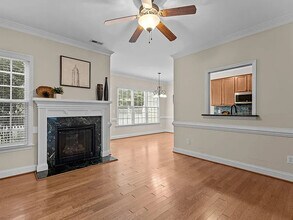 803 Myrtle Grove Ln in Apex, NC - Building Photo - Building Photo