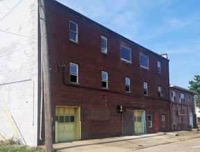 Skyline Lofts in Indianapolis, IN - Building Photo - Building Photo