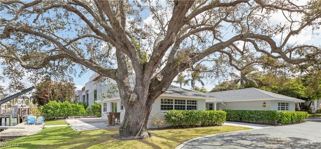 1499 3rd St S in Naples, FL - Building Photo - Building Photo