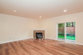 349 SW 144th St in Burien, WA - Building Photo - Building Photo