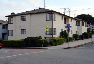 1030 N Market St in Inglewood, CA - Building Photo