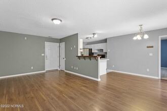 134 Constitution Ave in Jacksonville, NC - Building Photo - Building Photo