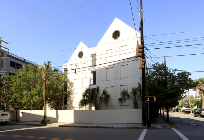 St. Philips Place in Charleston, SC - Building Photo - Building Photo