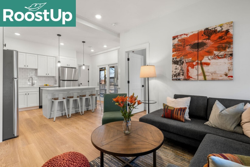 141 Hillside St in Boston, MA - Building Photo
