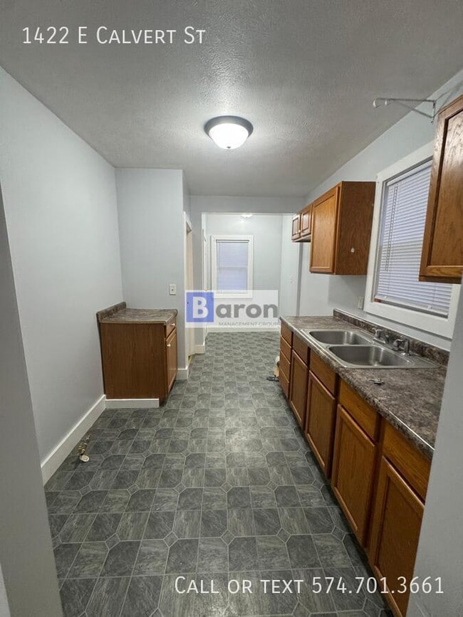 1422 E Calvert St in South Bend, IN - Building Photo - Building Photo