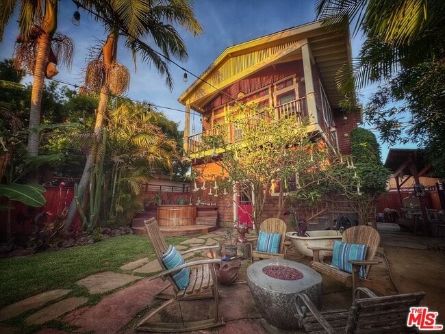 property at 758 Palms Blvd