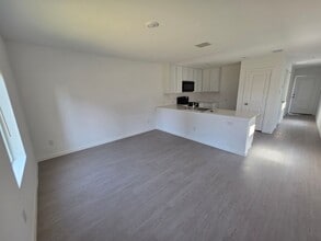 12121 Morgan Dr in Aubrey, TX - Building Photo - Building Photo