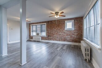 6104 Michigan Ave in St. Louis, MO - Building Photo - Building Photo